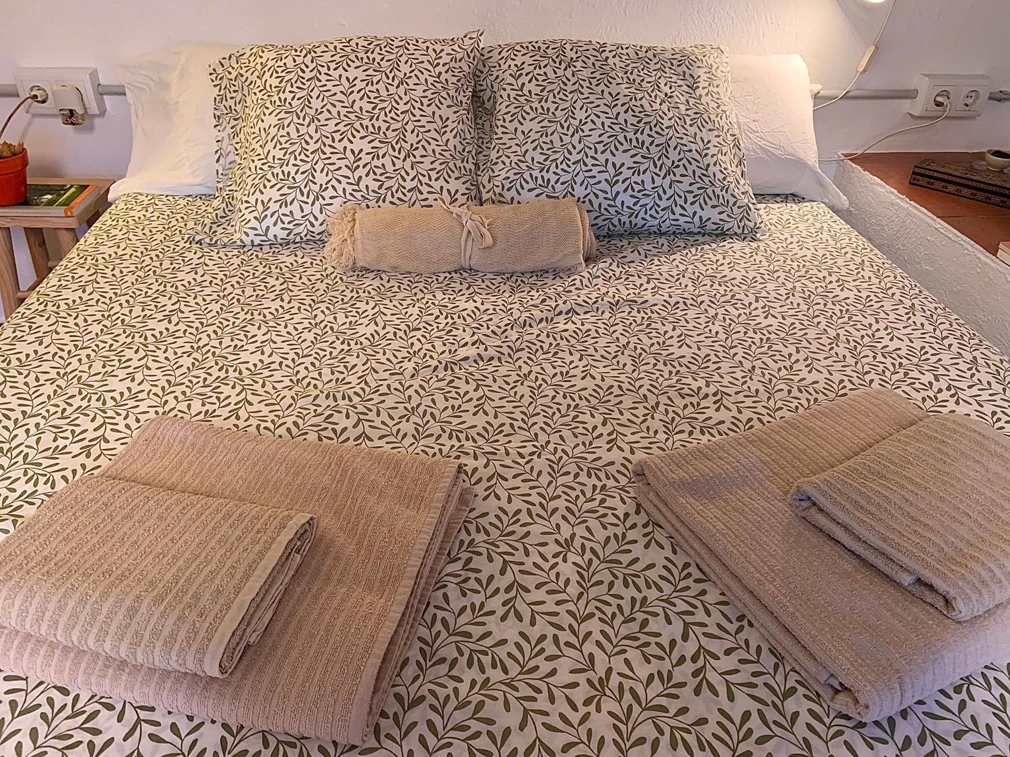 La Casita Del Bosque Apartment Sant Pere De Ribes Ngoại thất bức ảnh